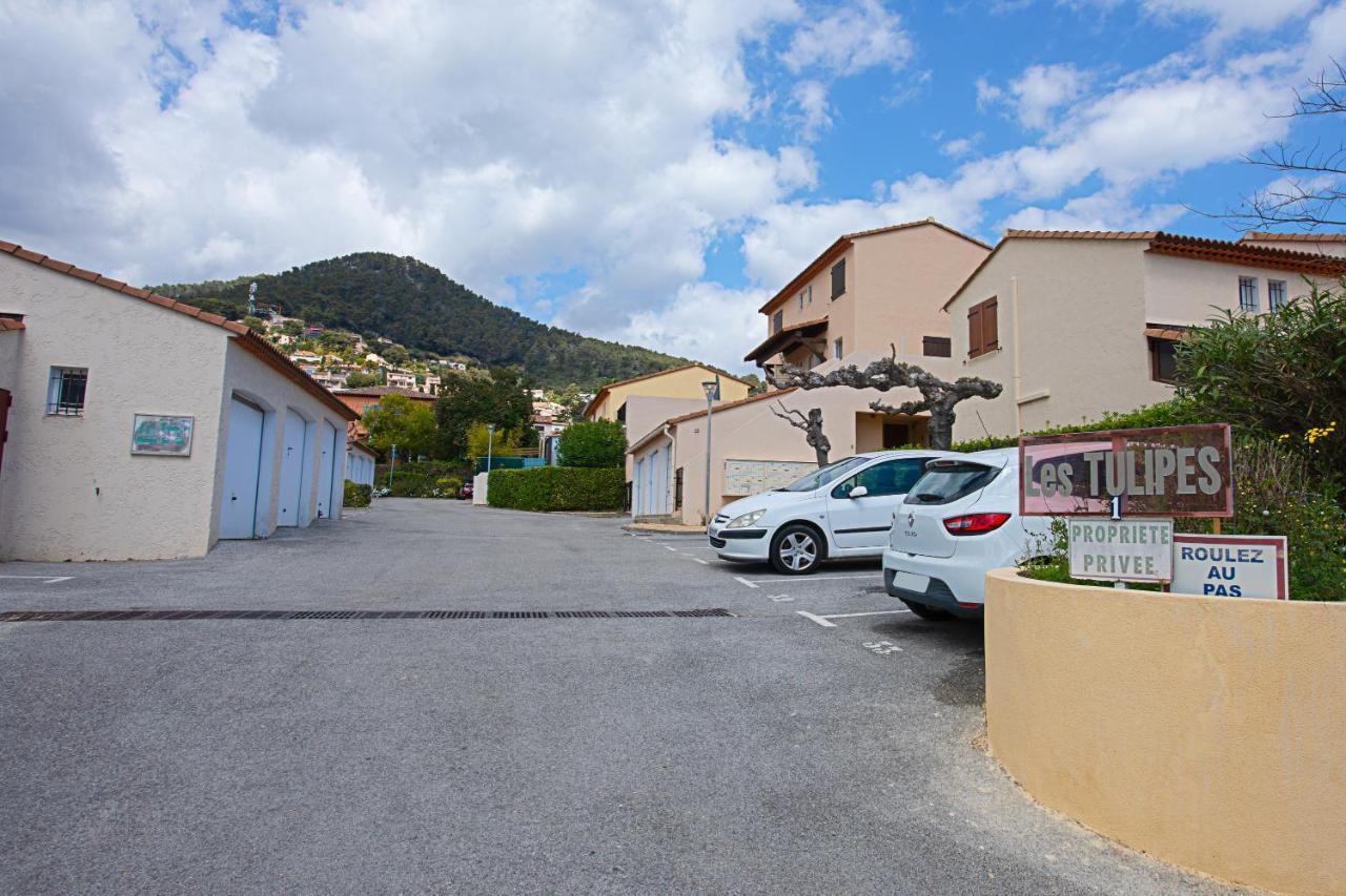 Les Tulipes Apartment Carqueiranne Bagian luar foto
